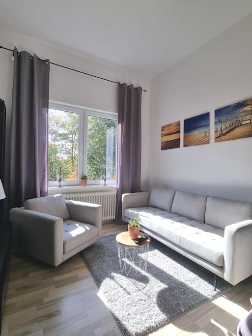 Direkt Am Suedstrand! Apartment Wilhelmshaven Exterior photo